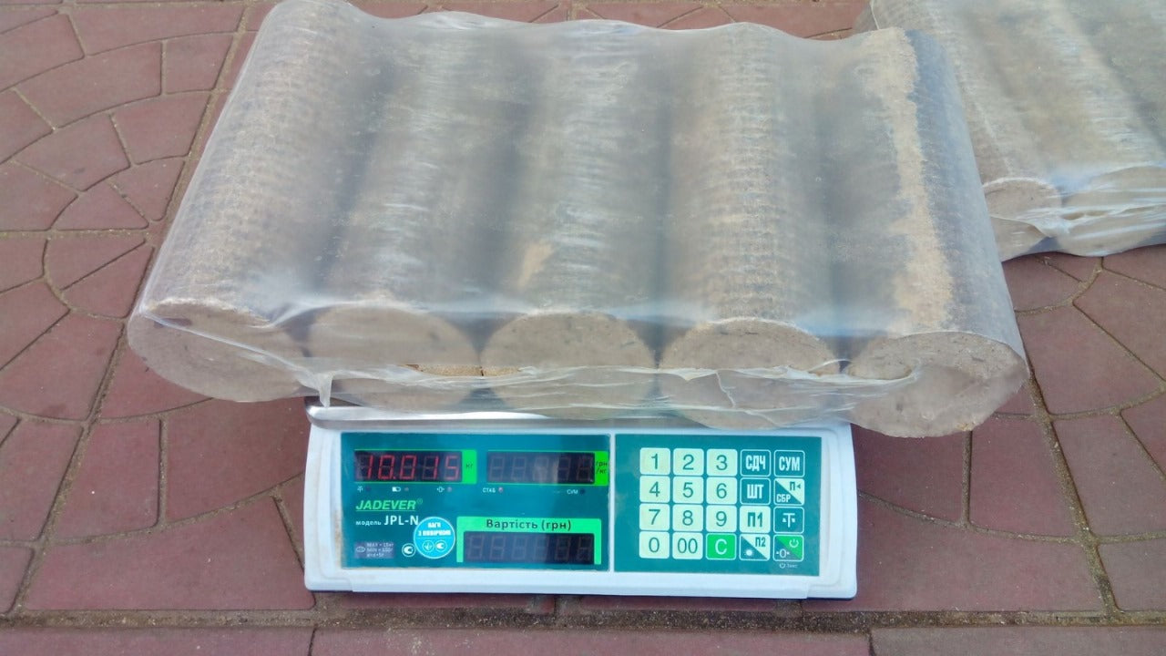 NESTRO-EIK-BRIKETTEN 10 KG / PAK 96 PAKKEN / PALET 960 KG