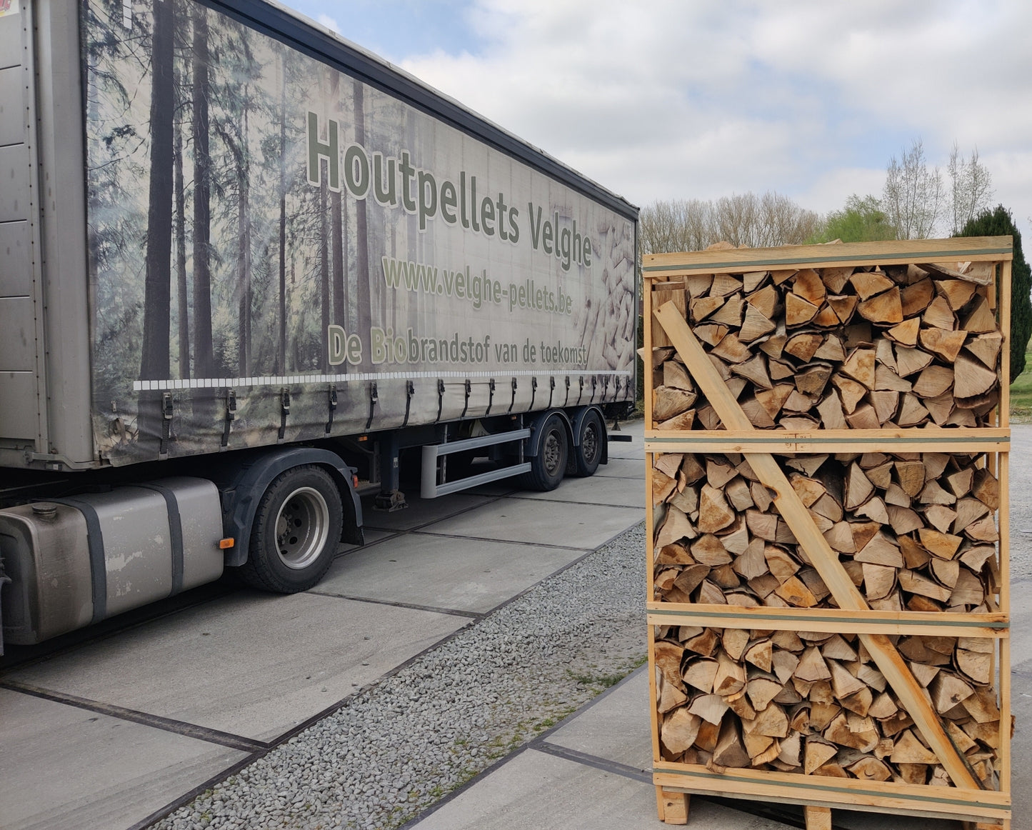 OVENGEDROOGD BRANDHOUT HAAGBEUK 1,8 M ³ 25 CM